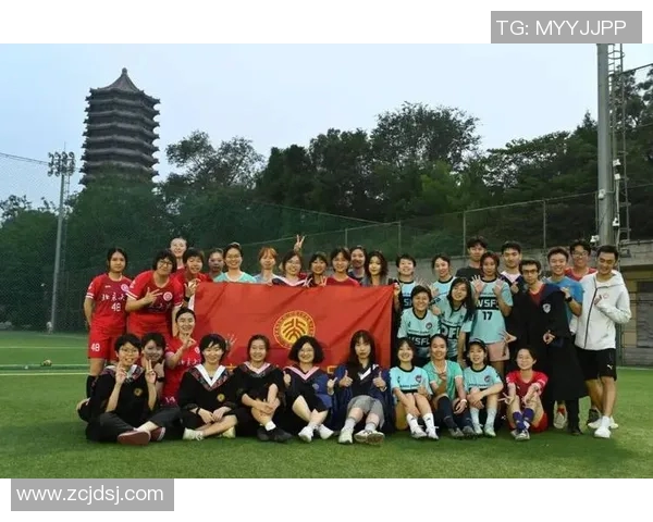 足球明星走进课堂激发学生热情与梦想的全新尝试