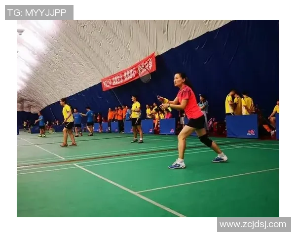 广州羽毛球队在全国锦标赛积分榜上以100分稳居第一名展现强劲实力