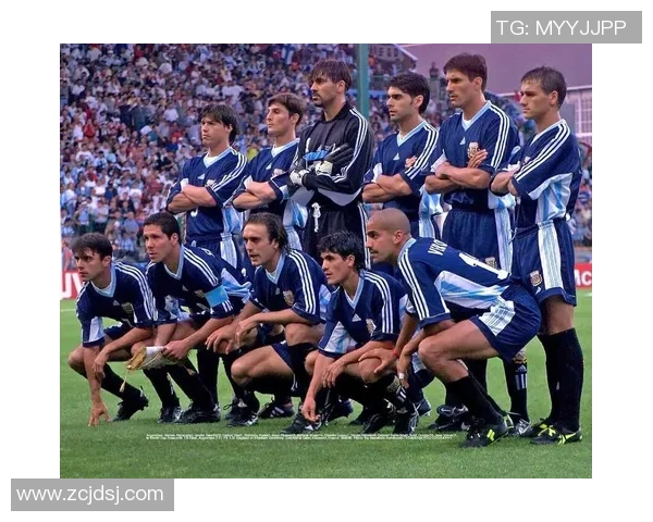 本届阿根廷足球明星展现激情与实力引领全球球迷热潮