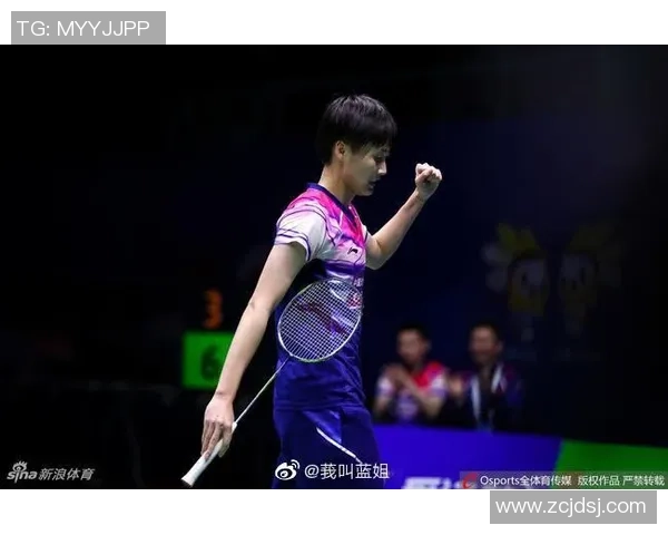 成都羽毛球队在冠军赛积分榜上以100分稳居第一名展现强大实力