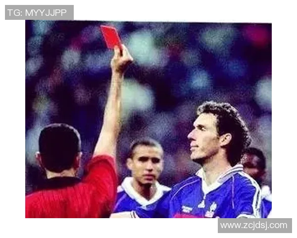 足球明星红牌数量揭秘:谁是场上最受惩罚的球员 足球明星红牌数量揭秘:谁是场上最受惩罚的球员