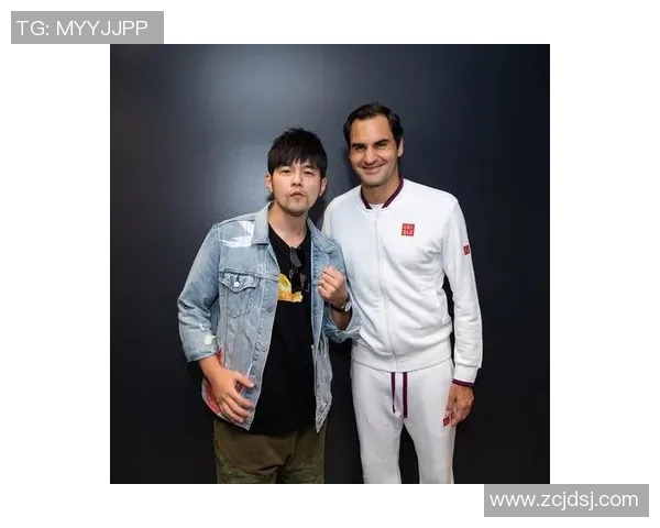 周杰伦与足球明星亲密合影展现运动与音乐的完美结合